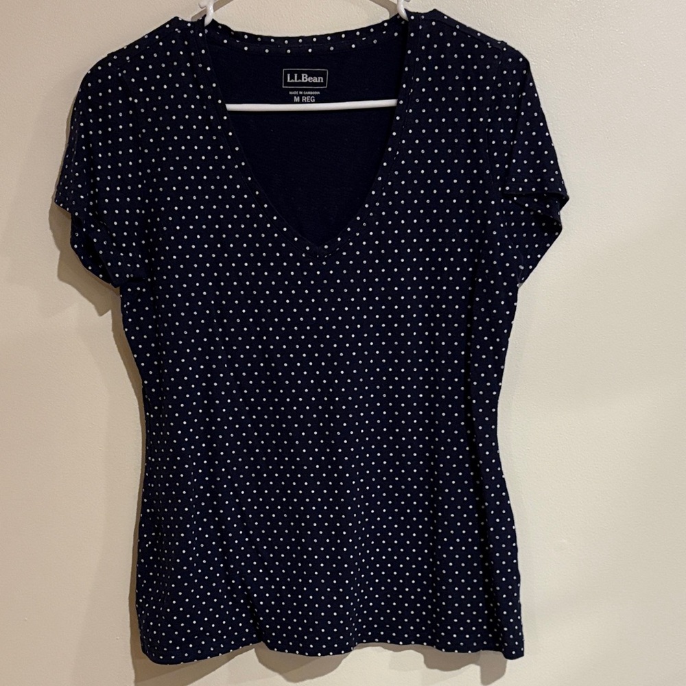 L.L. Bean Women's Dark Blue Polka Dot V-Neck Tee